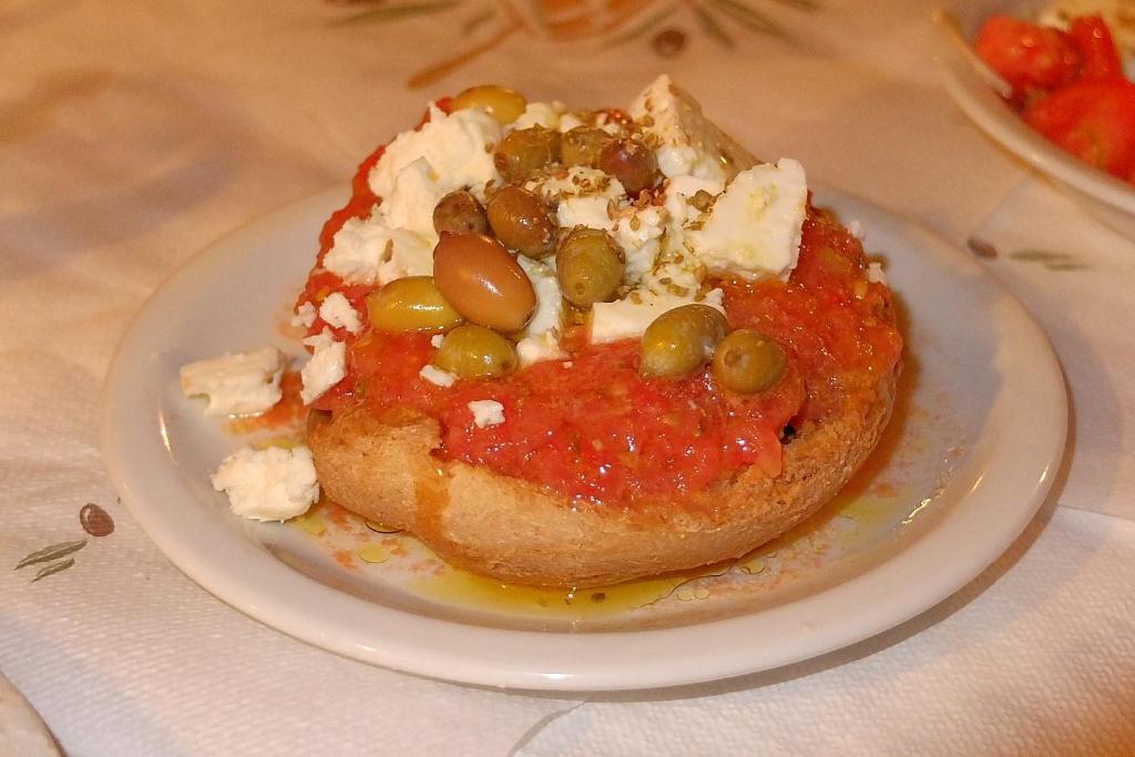 Socrates Apartmens & Restaurant Милатос Екстериор снимка